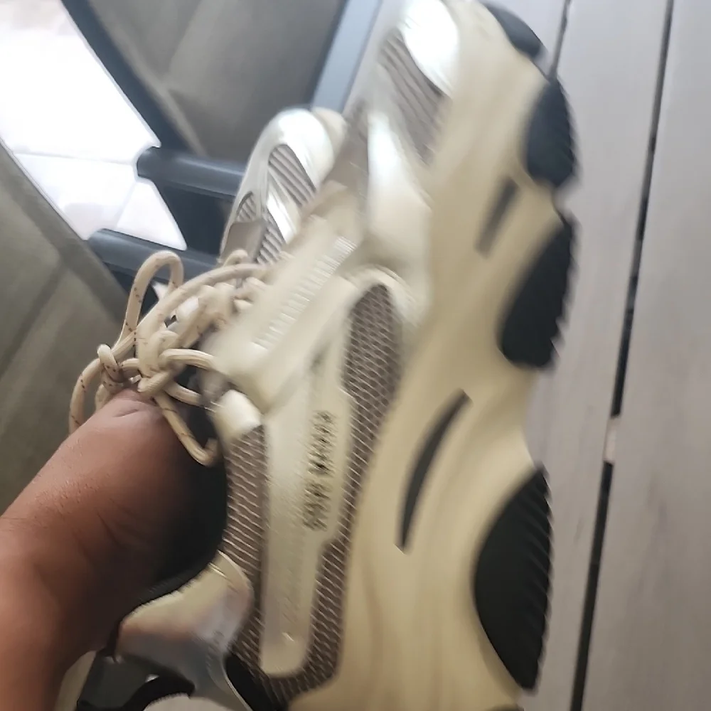 Steve Madden trendy sneakers